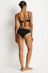 Elysian V Bar Bandeau / Sea Level