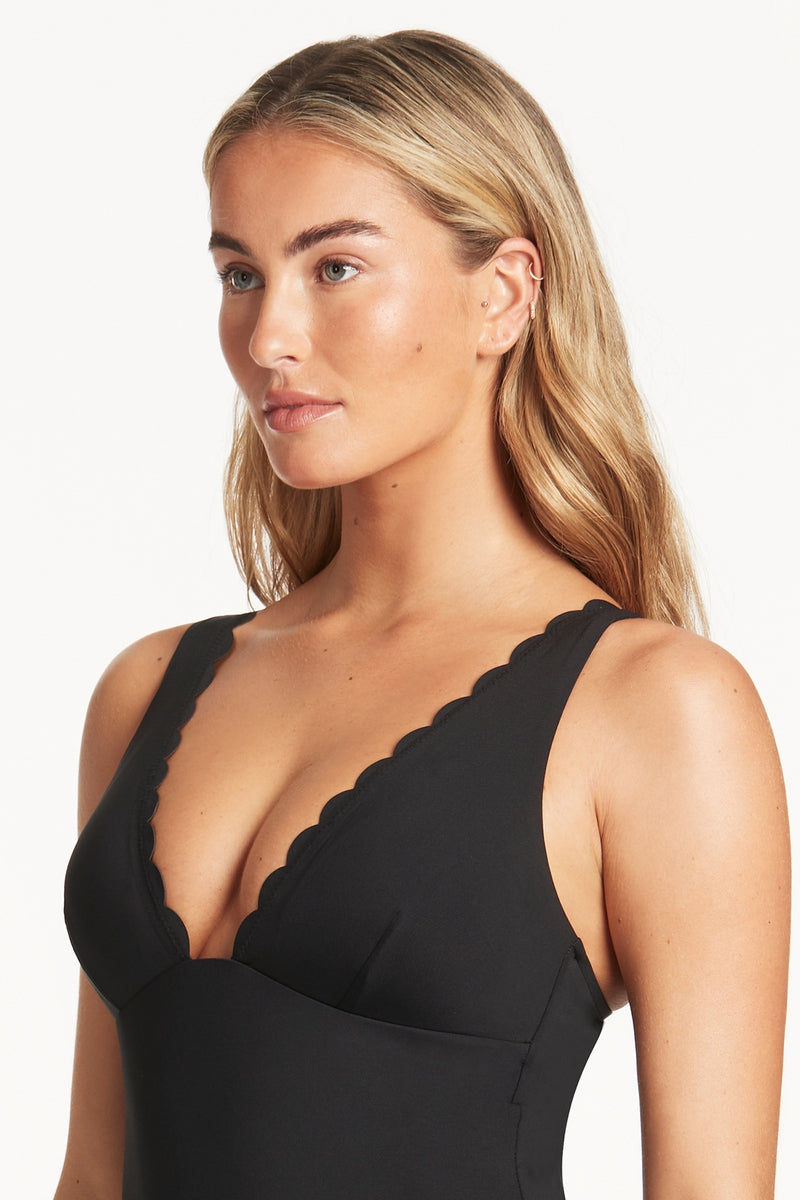 Scallop Longline Tri One Piece / Sea Level
