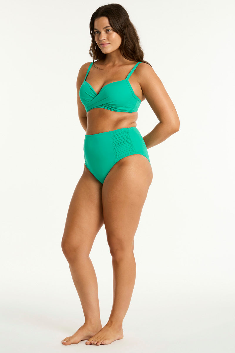 Essentials Edit Cross Front Moulded Cup Bra / Sea Level