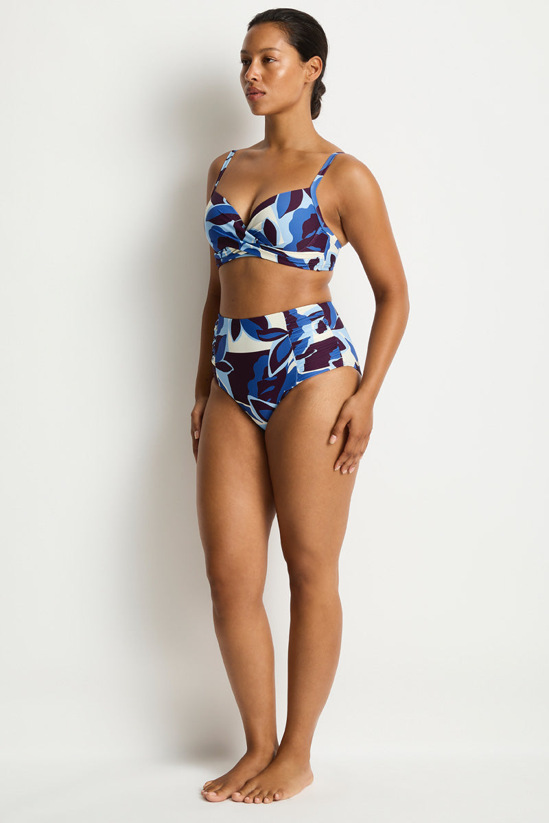 Rumba Cross Front Moulded Cup Bra / Sea Level