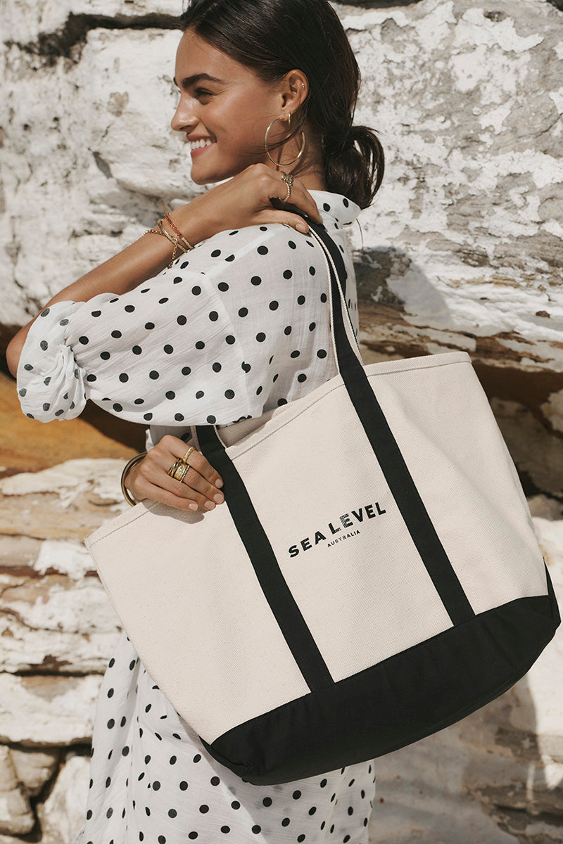 Signature Beach Tote / Sea Level