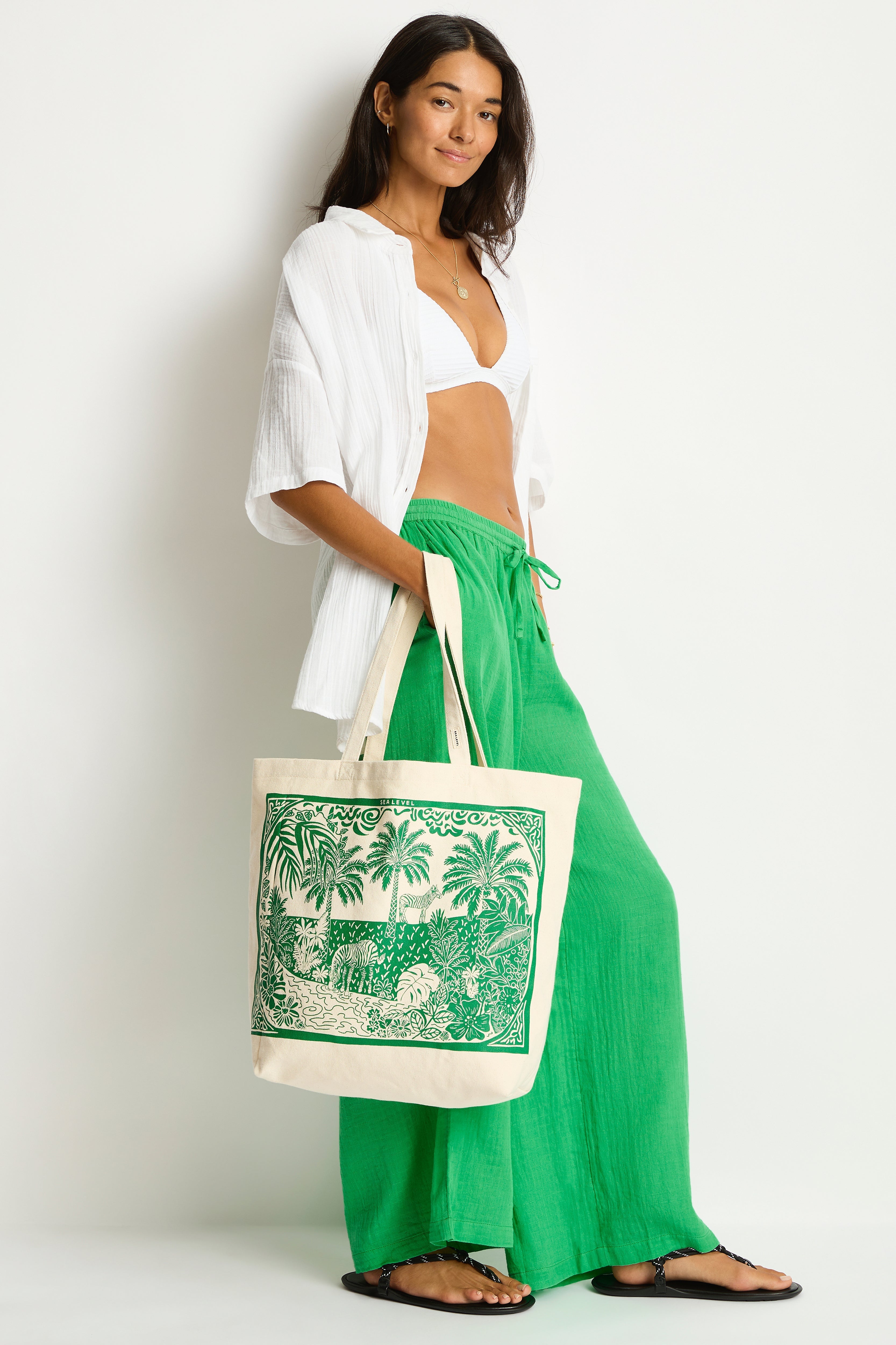 Jungle Beach Tote Bag / Sea Level