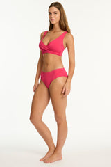 Essentials Edit Cross Front Multifit Bra / Sea Level
