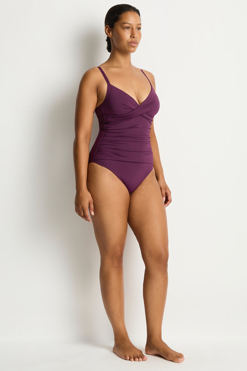 Essentials Edit Cross Front Scoop Back One Piece / Sea Level